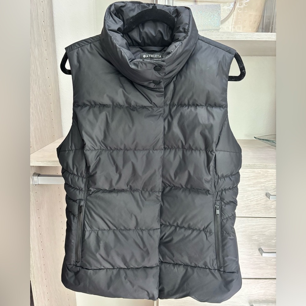 Athleta Black Puffer Vest